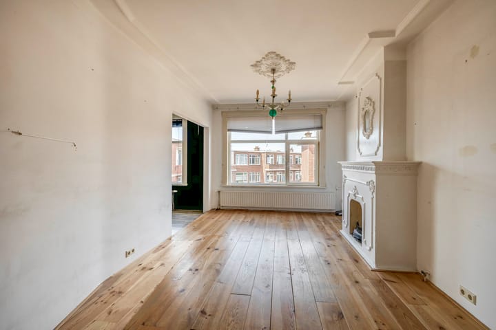 Photo 10 of Hoenderloostraat 56