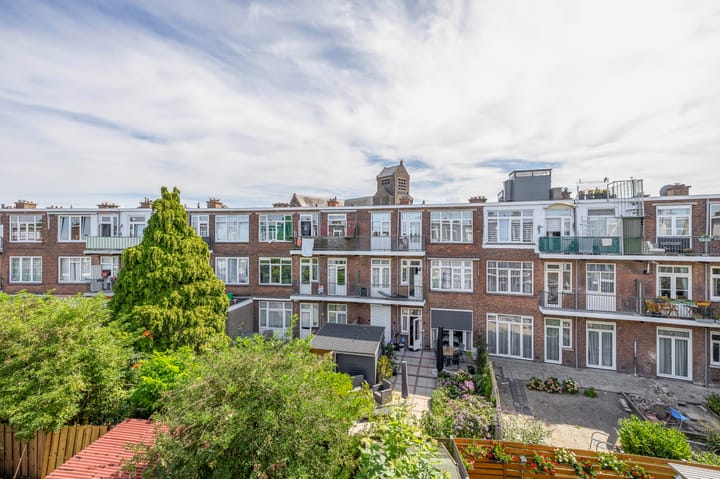 Photo 26 of Hoenderloostraat 56