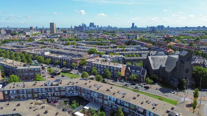 Photo 33 of Hoenderloostraat 56