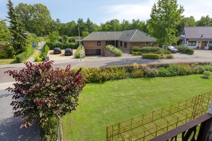 Foto 28 van Bachlaan 7