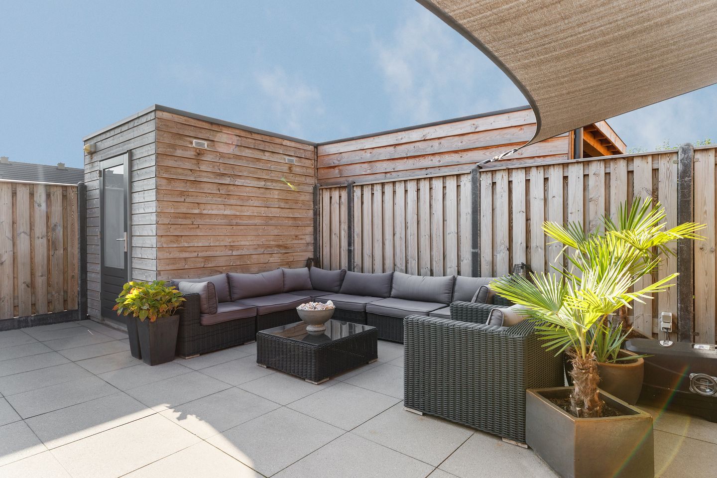 Photo 14 of Mies Bouhuysstraat 17