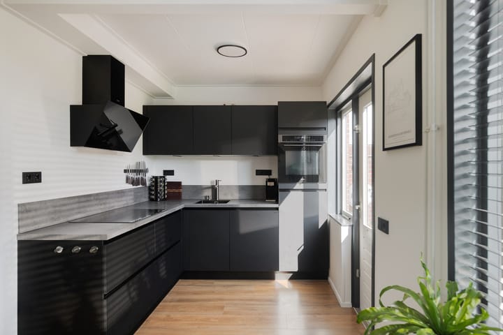 Foto 6 van Burgemeester van der Veenweg 8