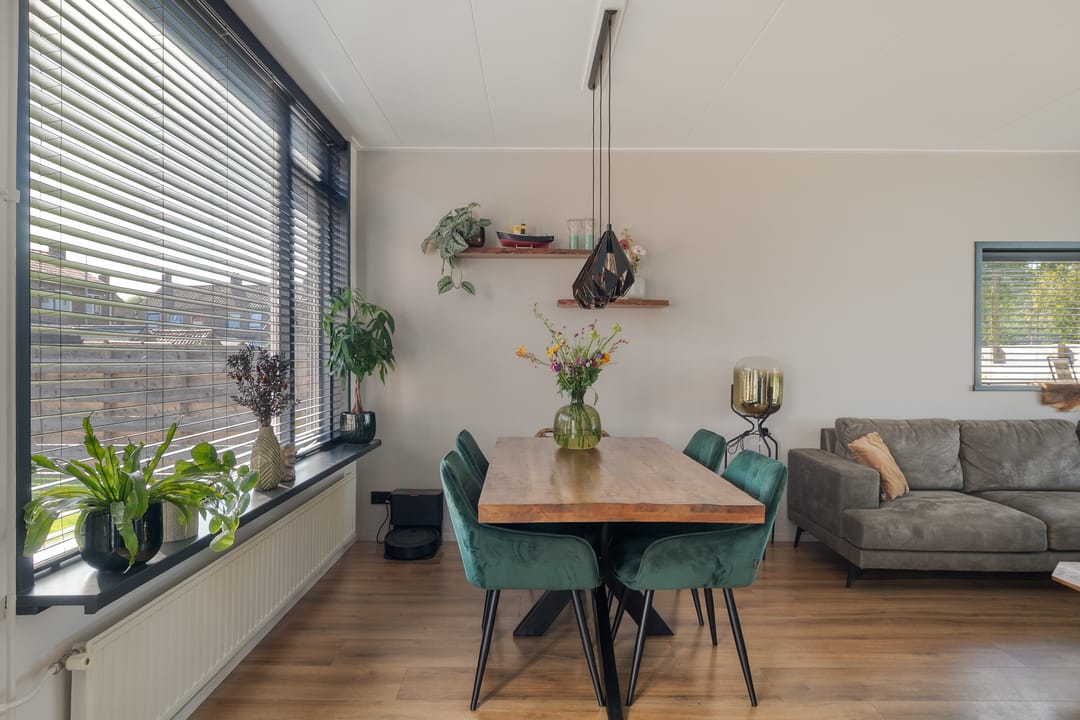 Foto 8 van Burgemeester van der Veenweg 8