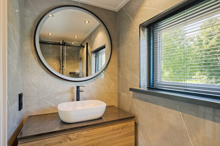 Foto 21 van Burgemeester van der Veenweg 8