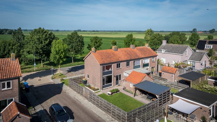 Foto 24 van Burgemeester van der Veenweg 8