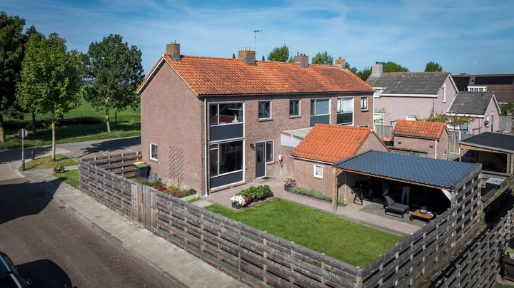 Foto 25 van Burgemeester van der Veenweg 8