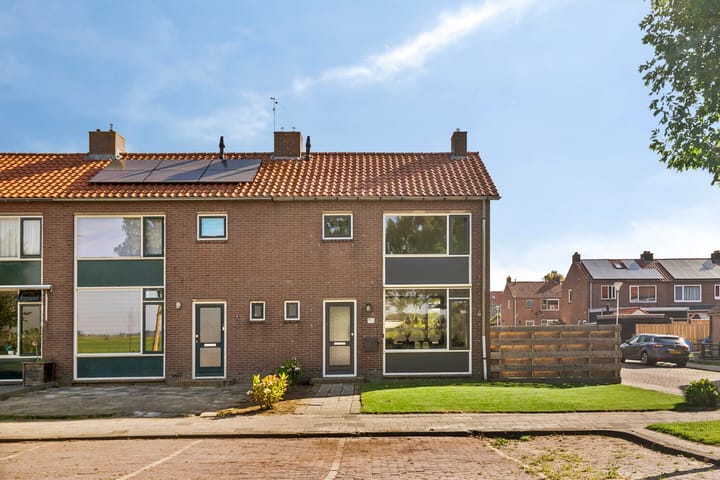 Foto 37 van Burgemeester van der Veenweg 8