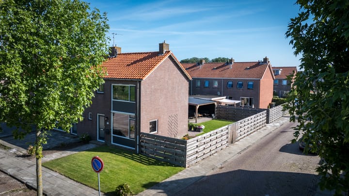 Foto 40 van Burgemeester van der Veenweg 8