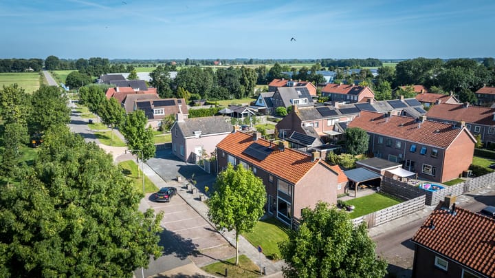 Foto 44 van Burgemeester van der Veenweg 8