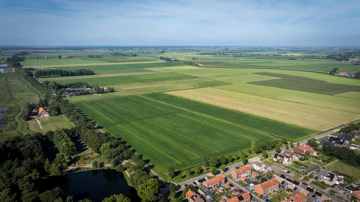 Foto 48 van Burgemeester van der Veenweg 8