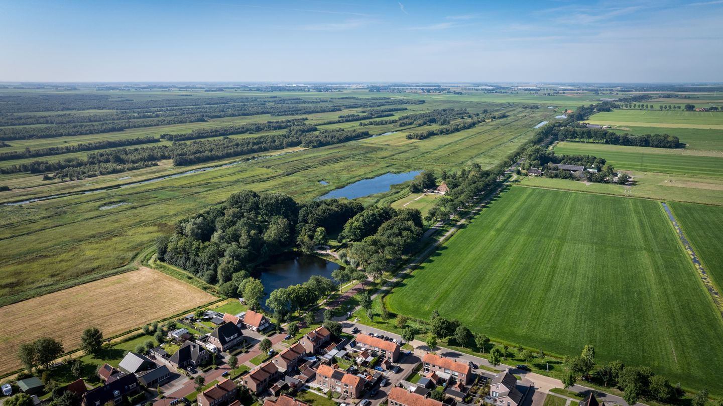 Foto 49 van Burgemeester van der Veenweg 8