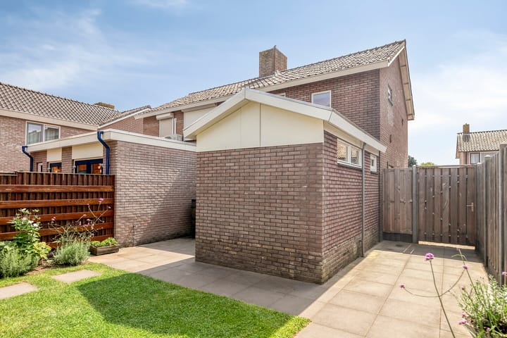 Foto 24 van Mezenweg 18