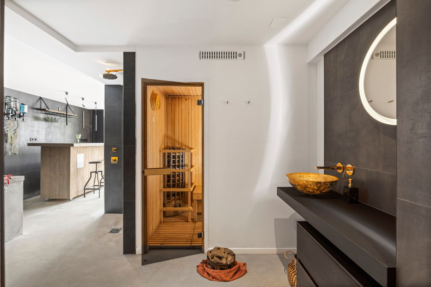 Foto 59 van Veenweg 150