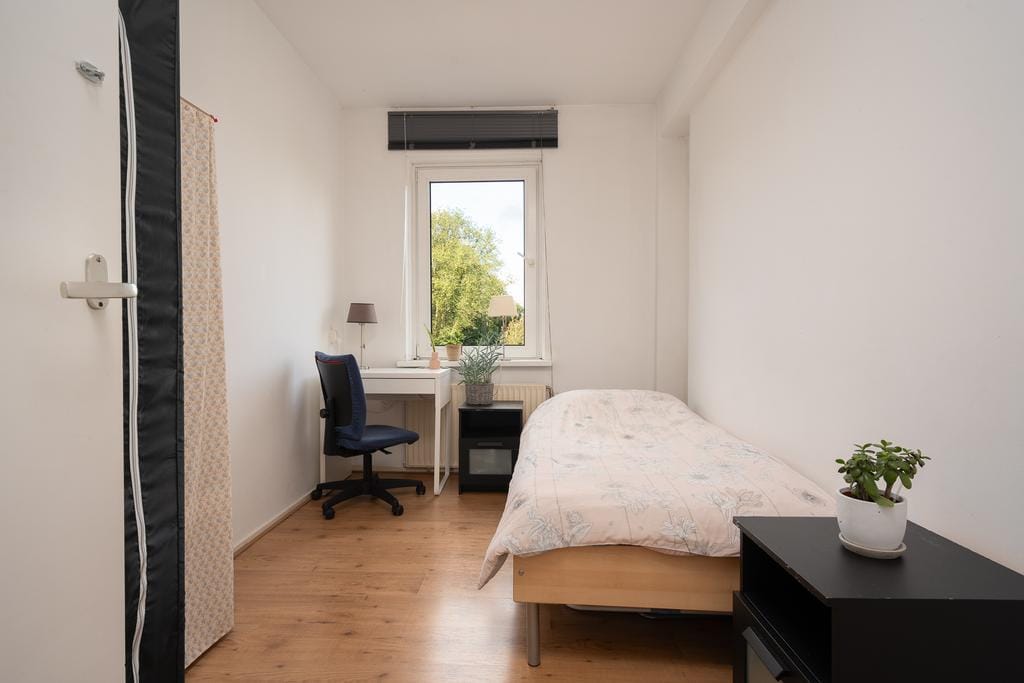 Foto 13 van Burmanlaan 124