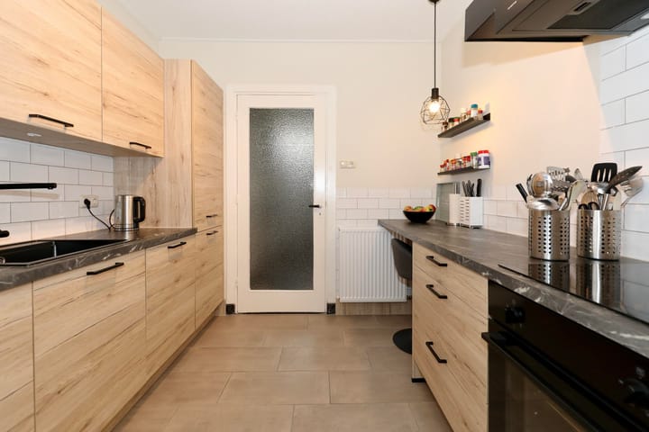 Foto 2 van Bernhardstraat 8