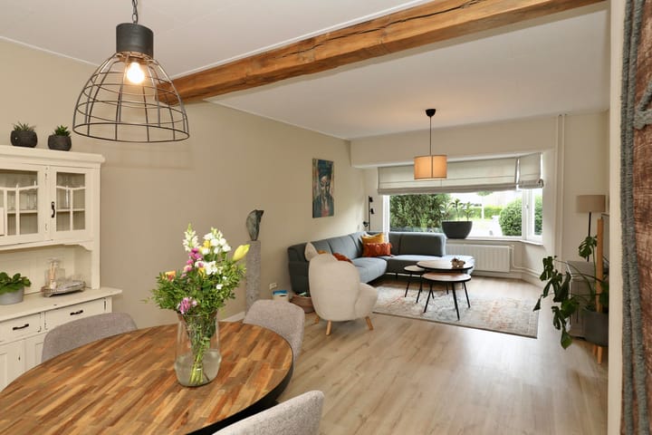 Foto 6 van Bernhardstraat 8