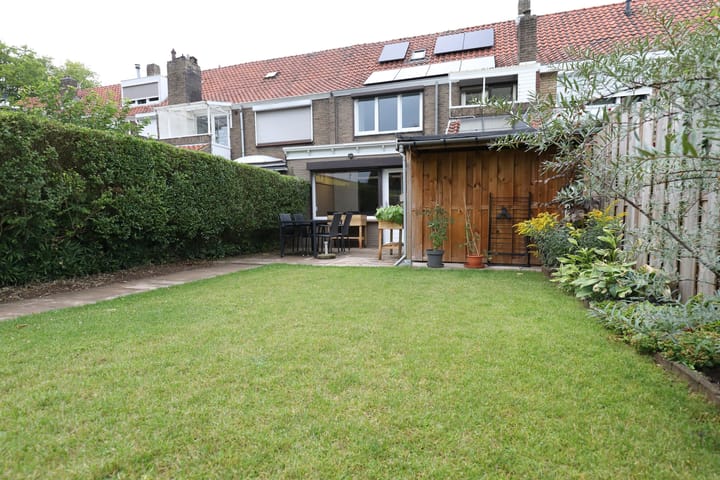 Foto 26 van Bernhardstraat 8