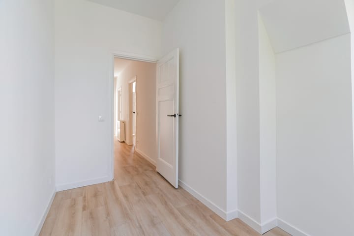 Photo 19 of Maasstraat 226