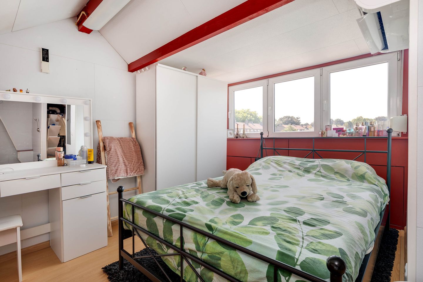 Photo 19 of Jan Willenstraat 14