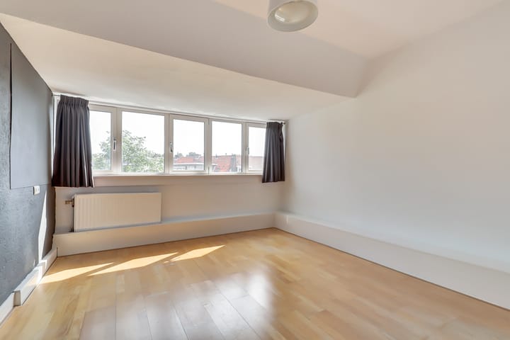 Foto 31 van Laan van Nieuw Oosteinde 235