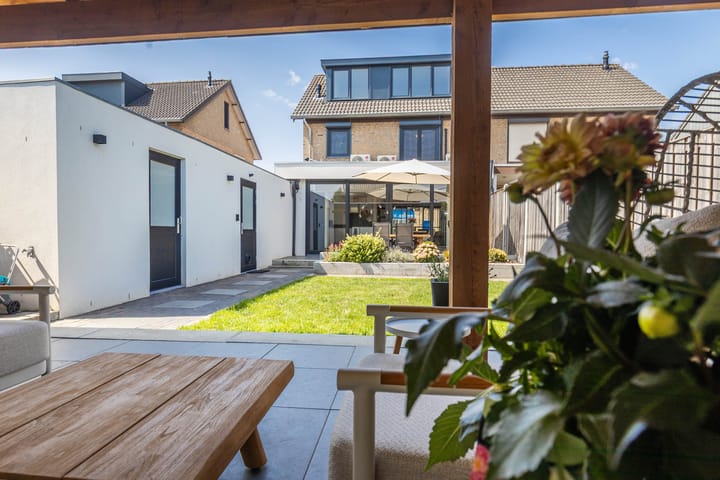 Foto 4 van Dross Roststraat 29