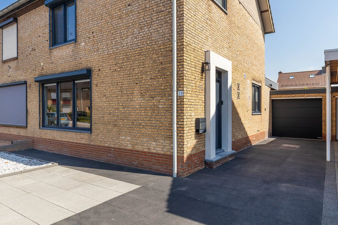 Foto 8 van Dross Roststraat 29