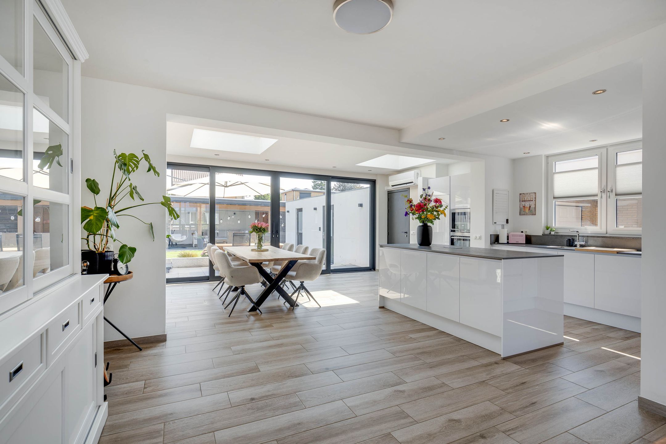 Foto 9 van Dross Roststraat 29