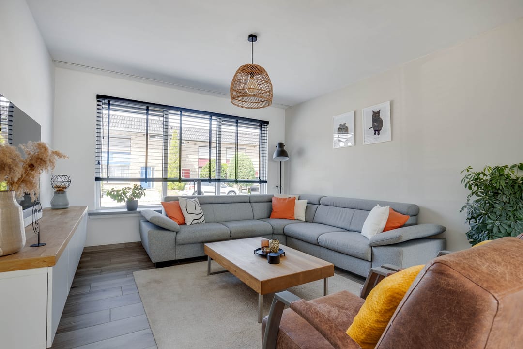 Foto 11 van Dross Roststraat 29