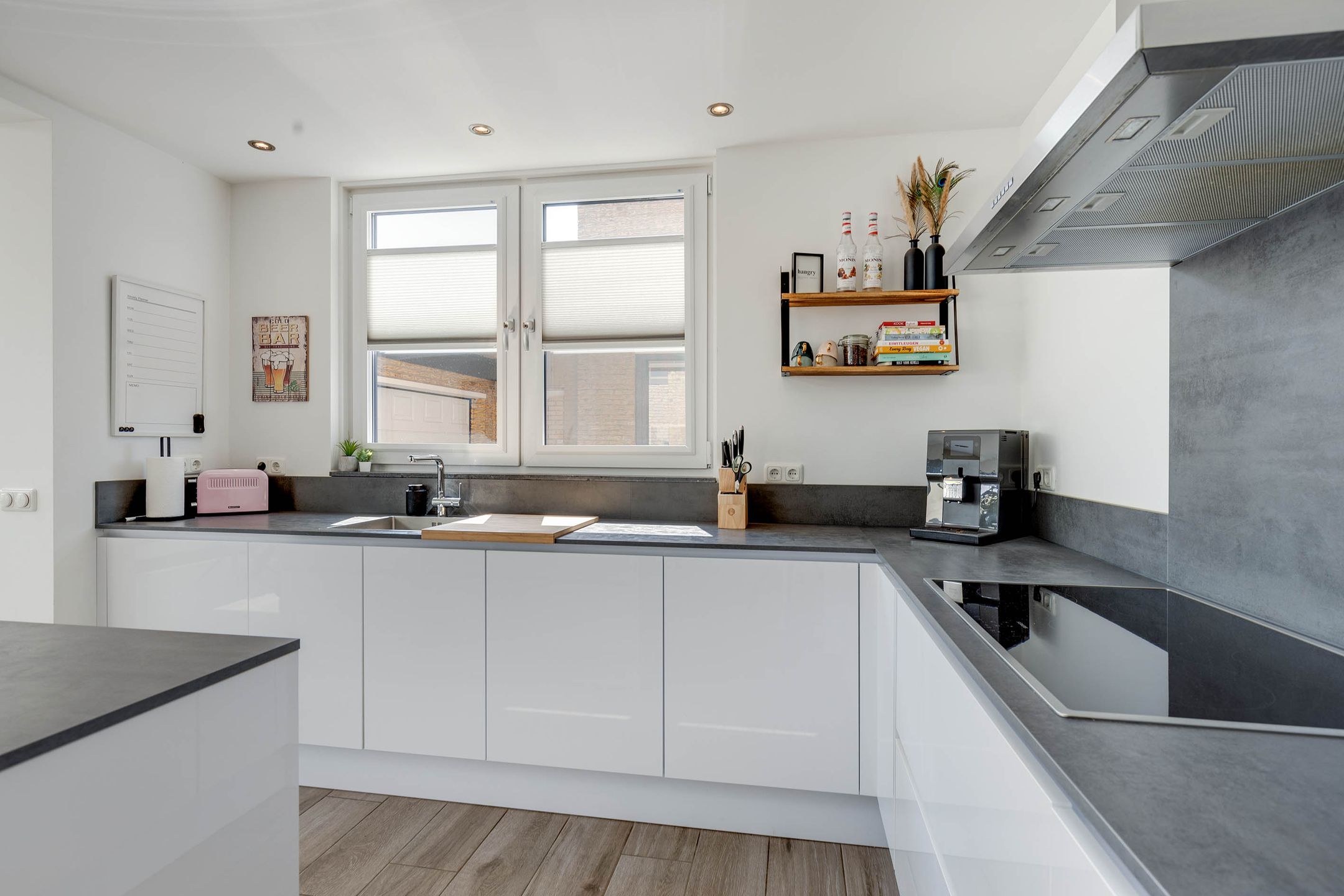 Foto 21 van Dross Roststraat 29