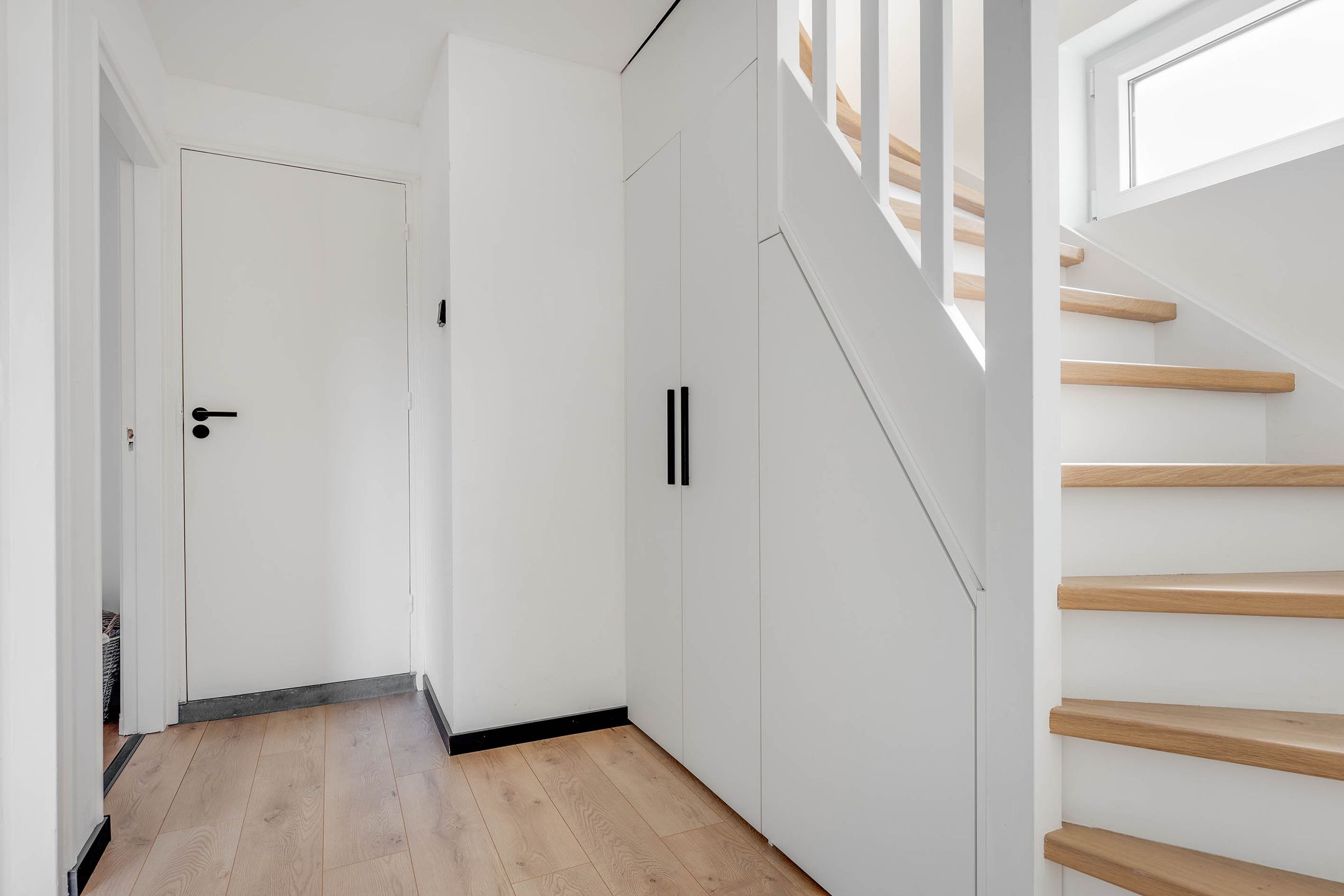 Foto 24 van Dross Roststraat 29