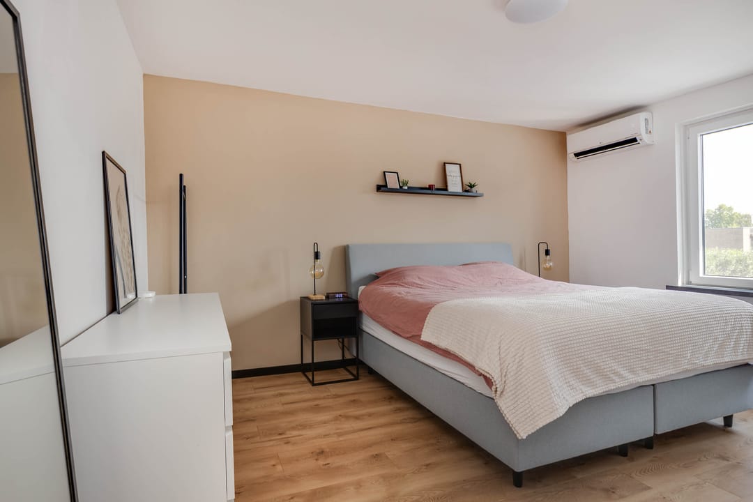 Foto 26 van Dross Roststraat 29