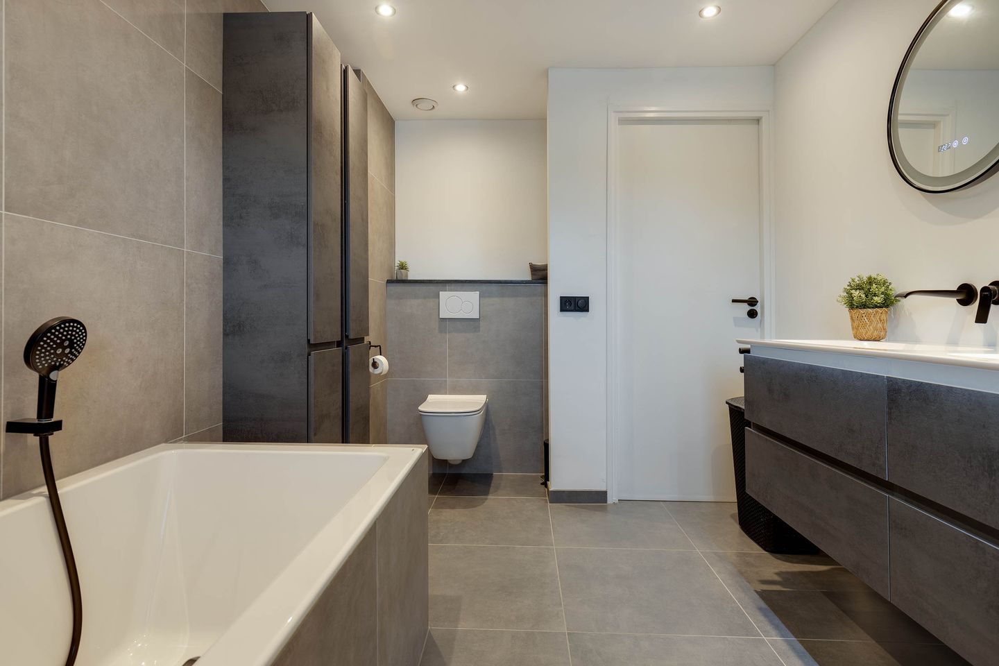 Foto 29 van Dross Roststraat 29