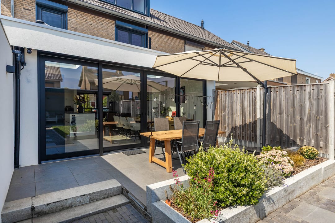 Foto 41 van Dross Roststraat 29