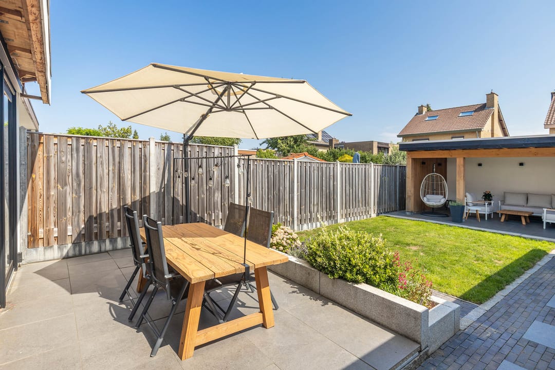 Foto 43 van Dross Roststraat 29