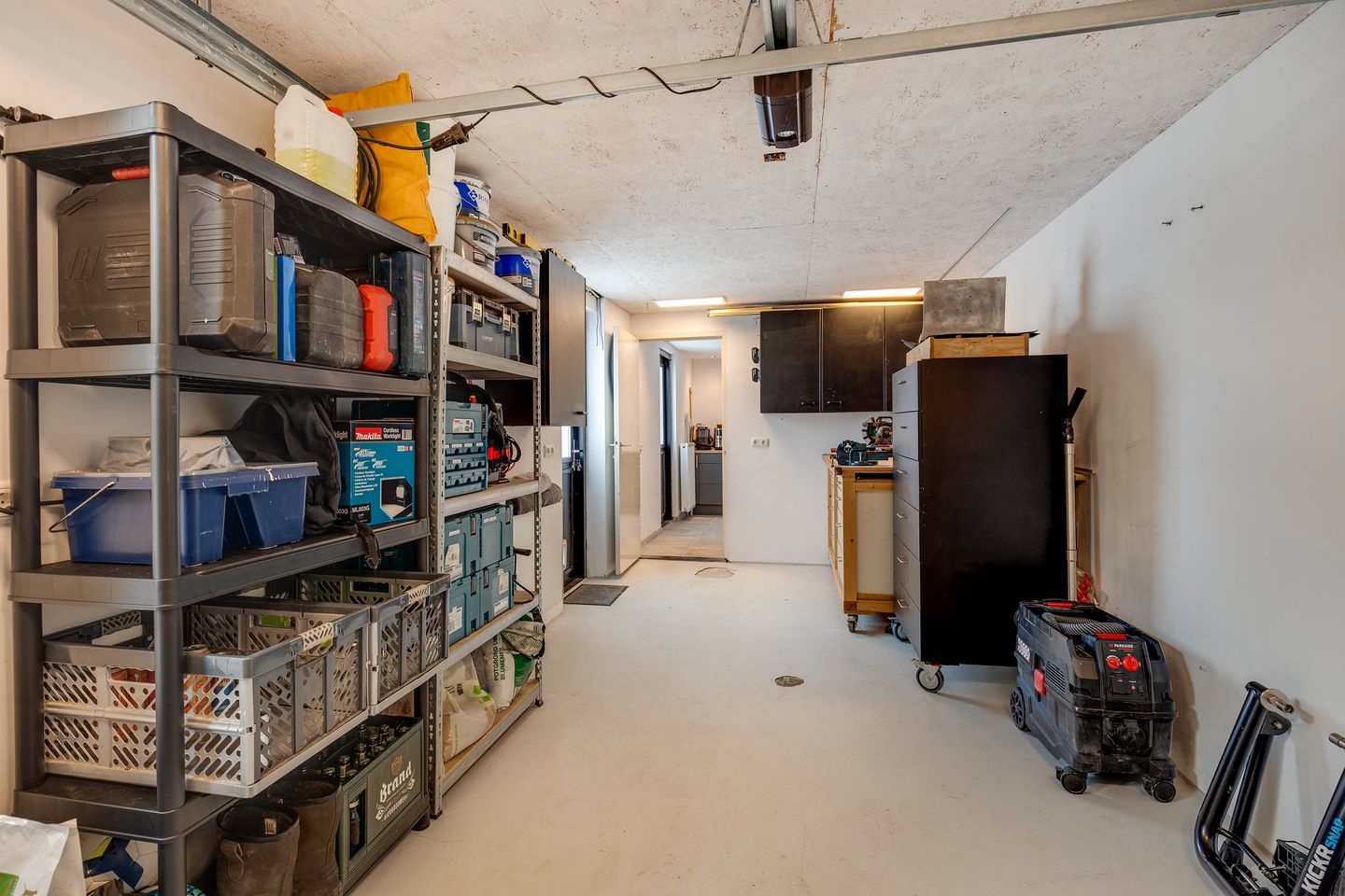 Foto 50 van Dross Roststraat 29