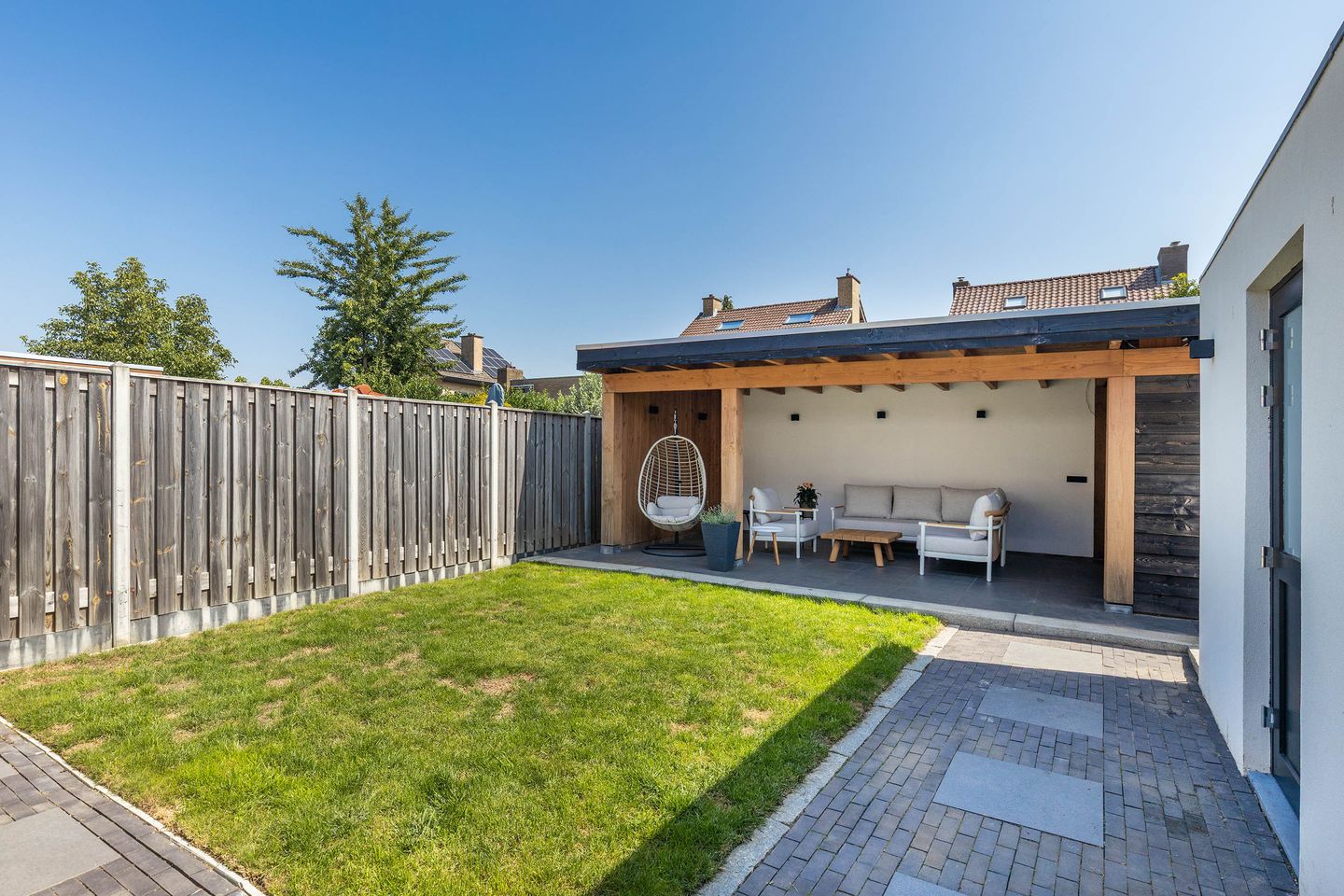 Foto 44 van Dross Roststraat 29