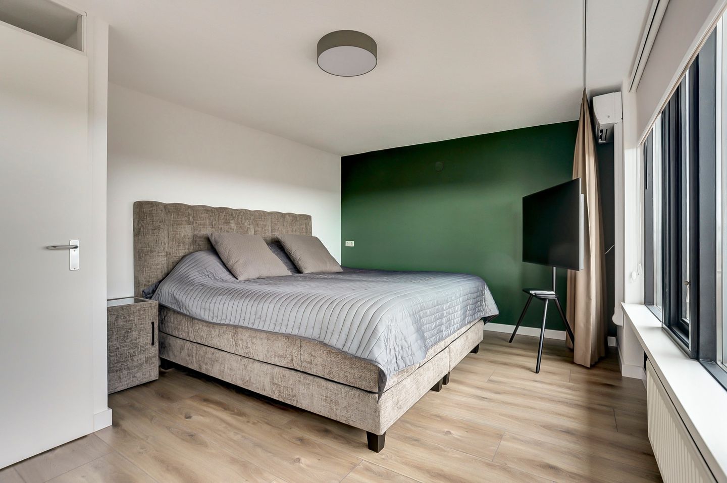 Foto 25 van Eemstein 311