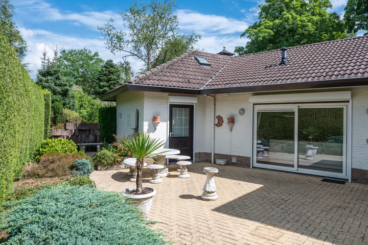 Foto 33 van Julianalaan 33