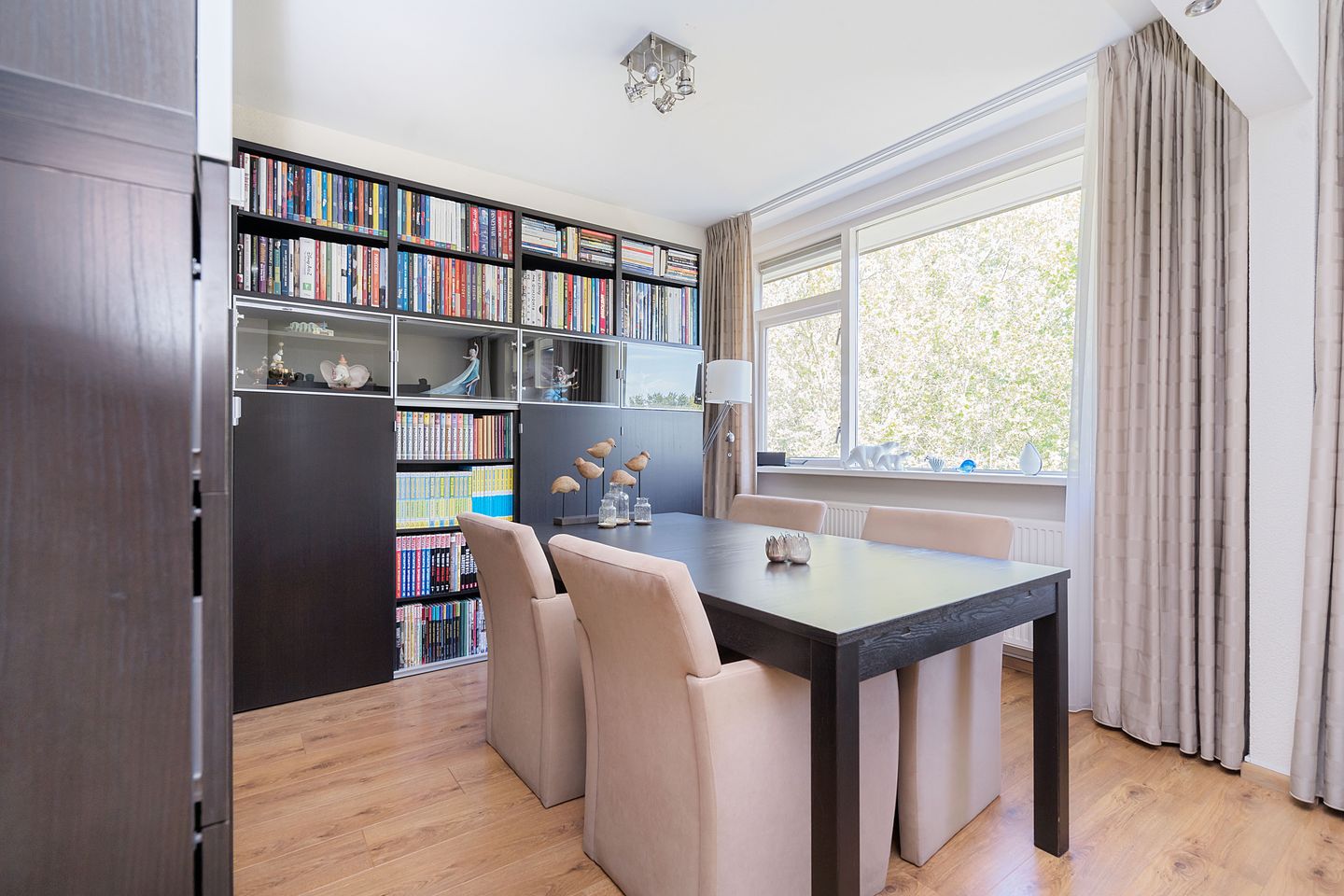 Foto 5 van Pastoor van Thiellaan 47