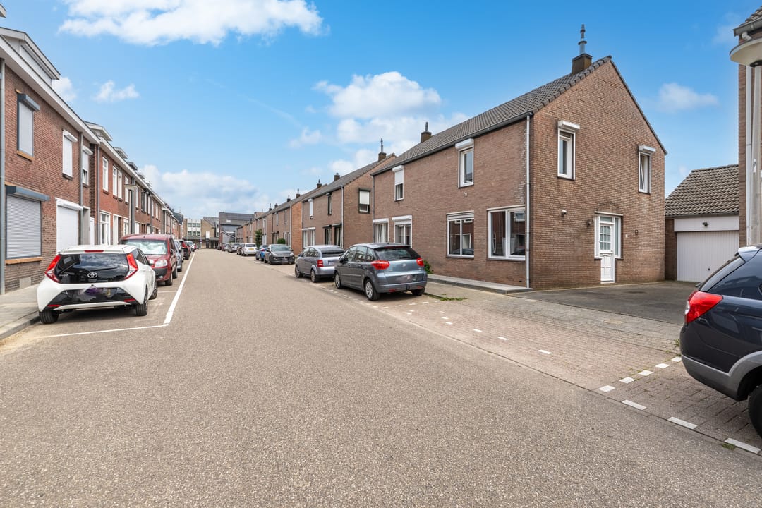 Foto 23 van Schoolstraat 25