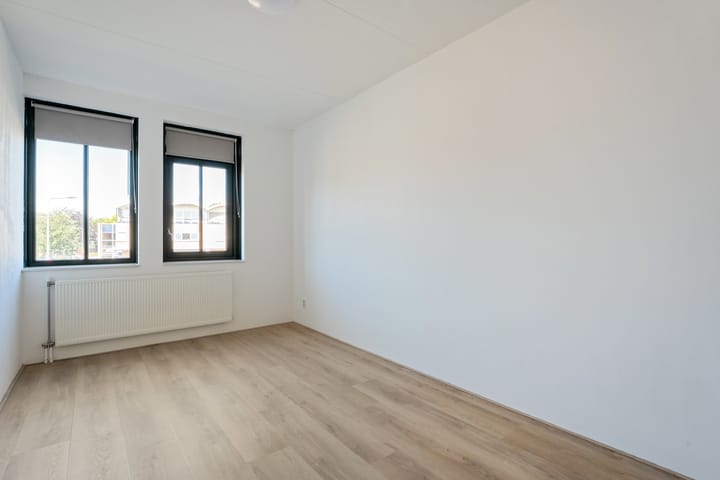 Foto 15 van Vledderplein 10