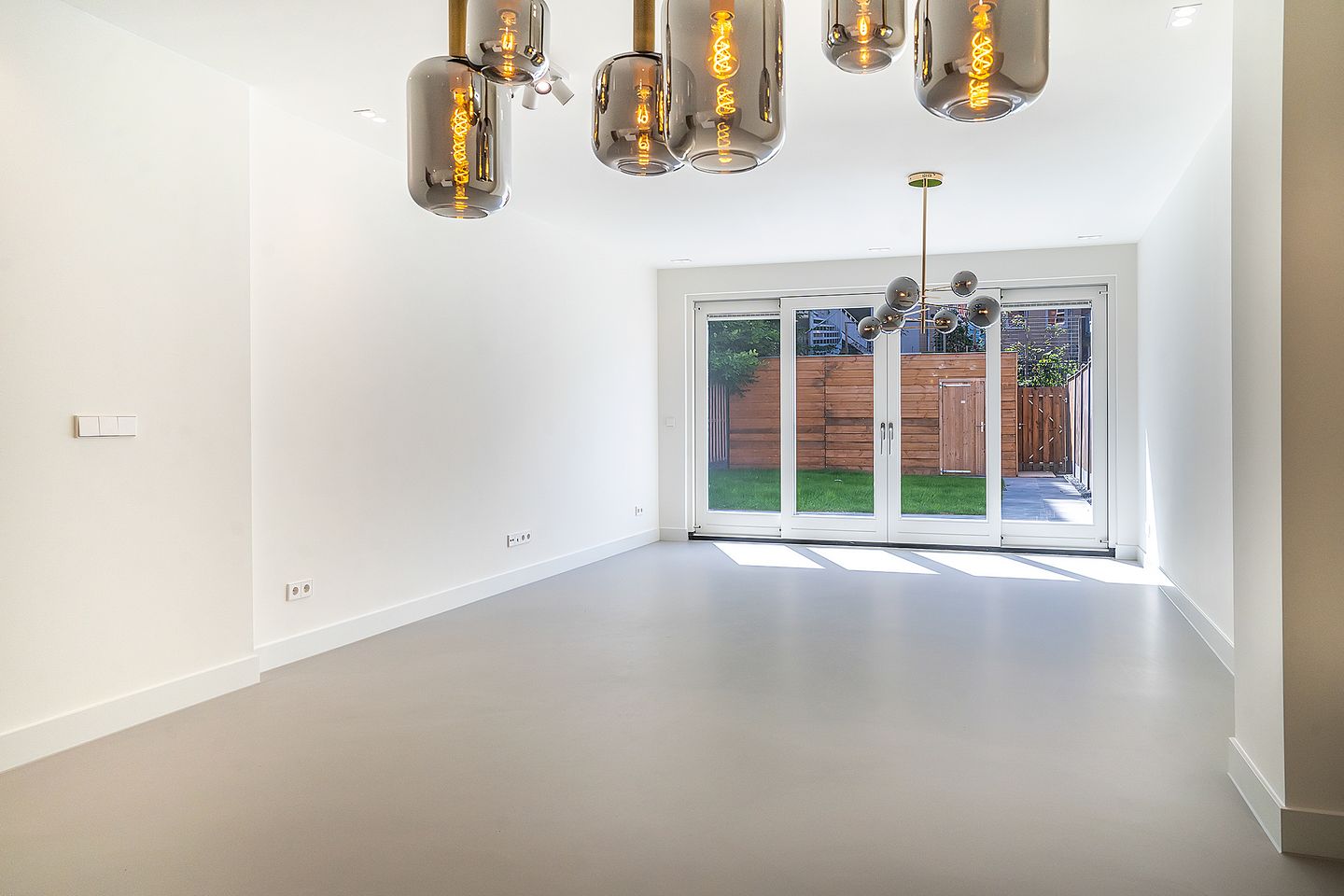 View photo 5 of Mathenesserlaan 484-A