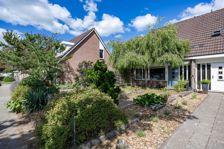 Foto 8 van Meester Zuidemastraat 57