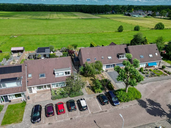 Foto 36 van Meester Zuidemastraat 57