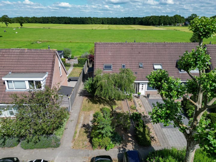 Foto 37 van Meester Zuidemastraat 57