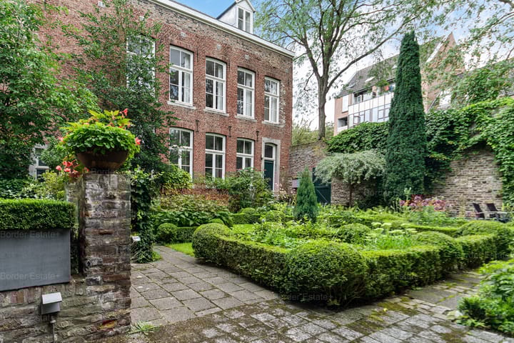 Foto 23 van van Hasseltkade 14-D