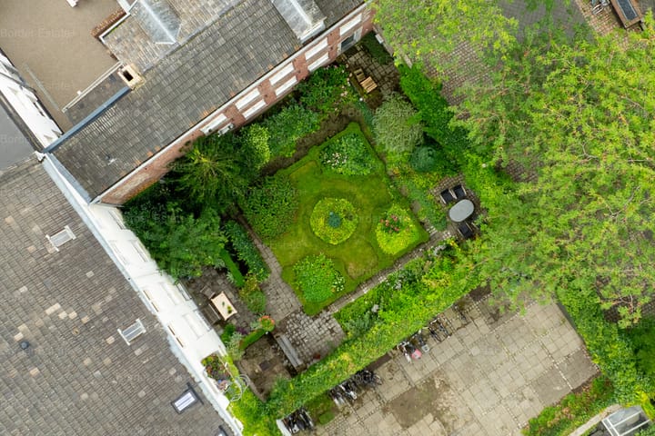 Foto 24 van van Hasseltkade 14-D