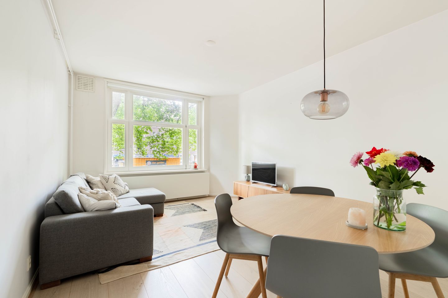 Photo 4 of Willem de Zwijgerlaan 54-H