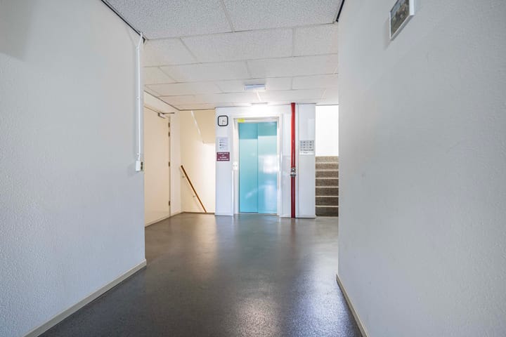 Foto 6 van Telefoonweg 66-4