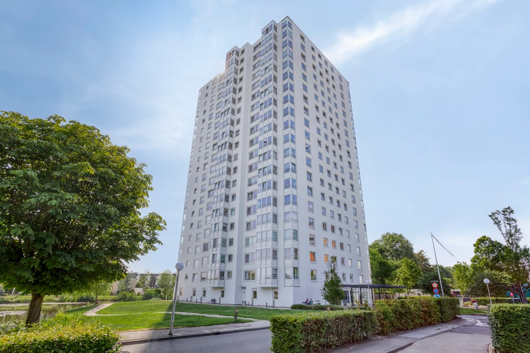 Foto 1 van Prins Clausplein 3